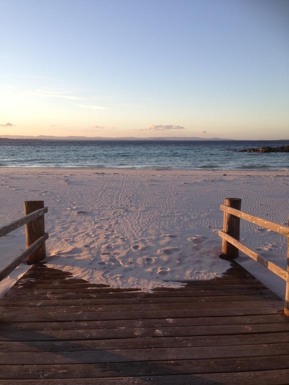 Huskisson Beach Motel Exteriör bild